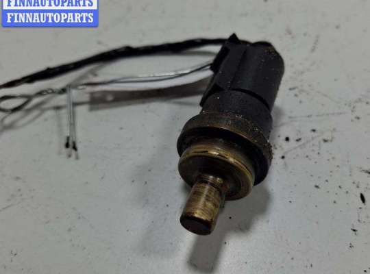 купить Датчик температуры на Volkswagen Touran