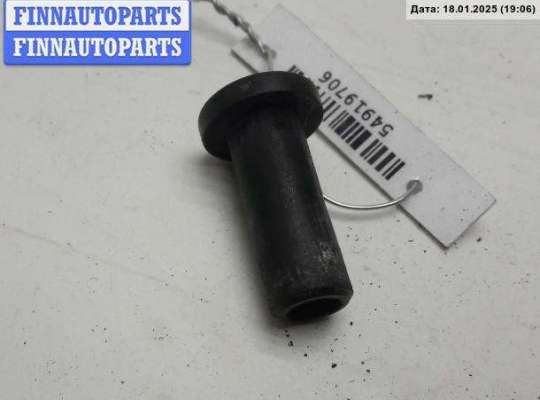 купить Кронштейн радиатора на Volkswagen Passat B5