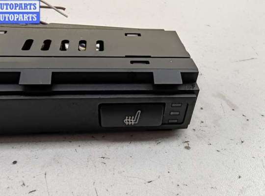 купить Кнопка обогрева сидений на BMW 3 E46 (1998-2006)