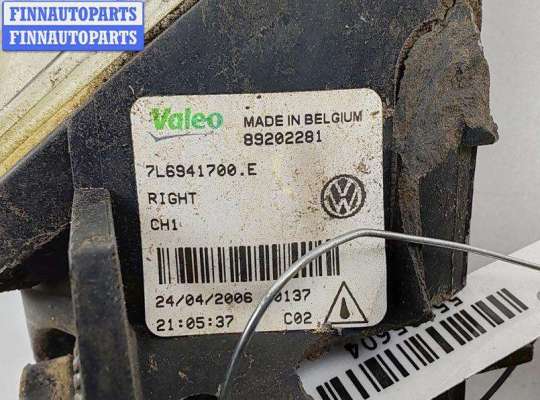 Фара противотуманная (ПТФ) на Volkswagen Touareg I (7L)