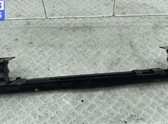 купить Усилитель бампера переднего на Peugeot 307