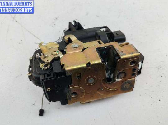 купить Замок двери передней левой на Volkswagen Passat B5