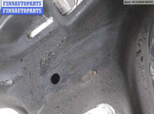 Кронштейн прочее на Volkswagen Golf IV (1J)