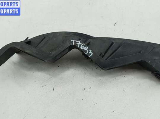 Кронштейн бампера переднего VG2751564 на Volkswagen Passat B6