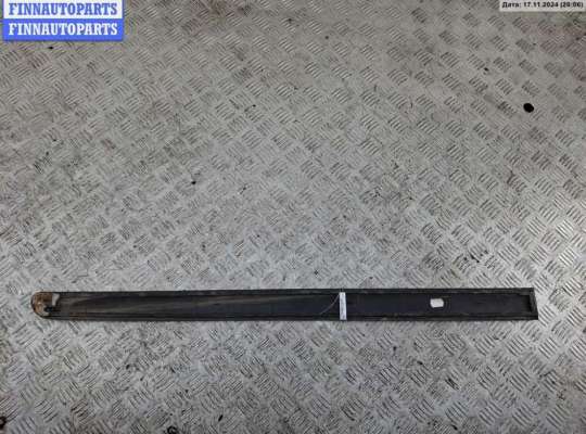 Молдинг на Opel Zafira B