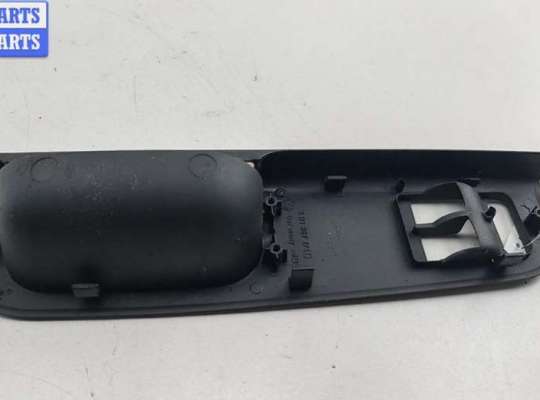 купить Ручка двери внутренняя передняя левая на Volkswagen Passat B5+ (GP)