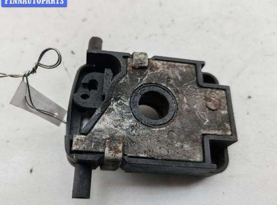 купить Замок капота на BMW 3 E46 (1998-2006)