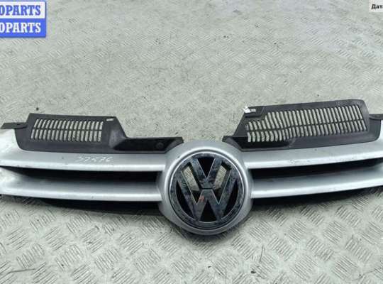 купить Решетка радиатора на Volkswagen Golf-5