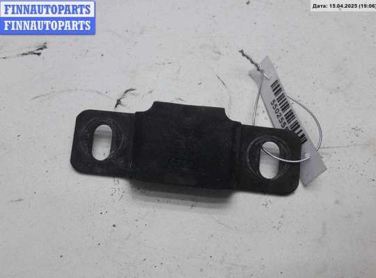 купить Кронштейн радиатора на Volkswagen Passat B5