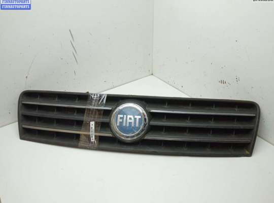 купить Решетка радиатора на Fiat Punto II (1999-2005)