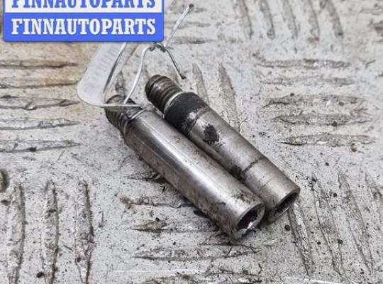 купить Болт крепления на Skoda Octavia mk2 (A5 1Z) 2004-2013