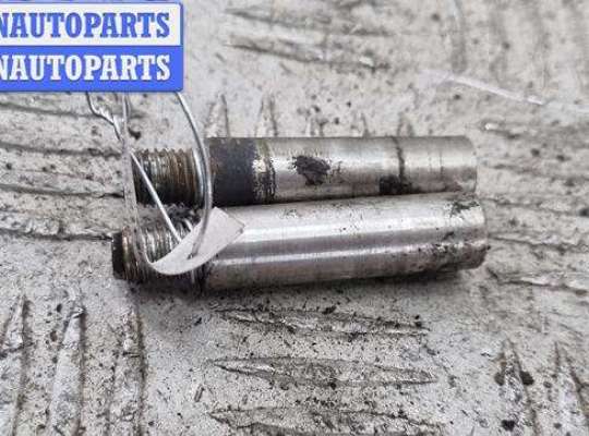 купить Болт крепления на Skoda Octavia mk2 (A5 1Z) 2004-2013