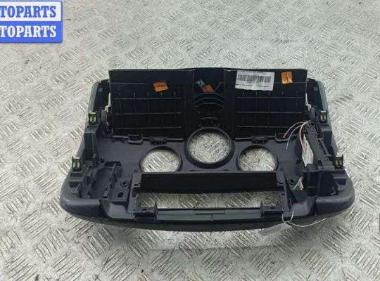 купить Дефлектор обдува салона на Renault Scenic II (2003-2009)