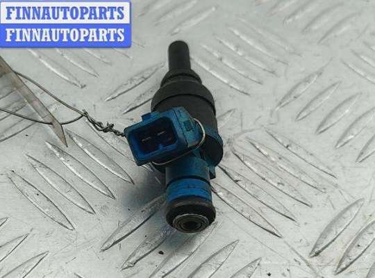 купить Форсунка топливная на Volkswagen Passat B5