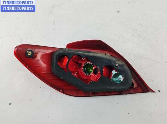купить Фонарь задний правый на Peugeot 307