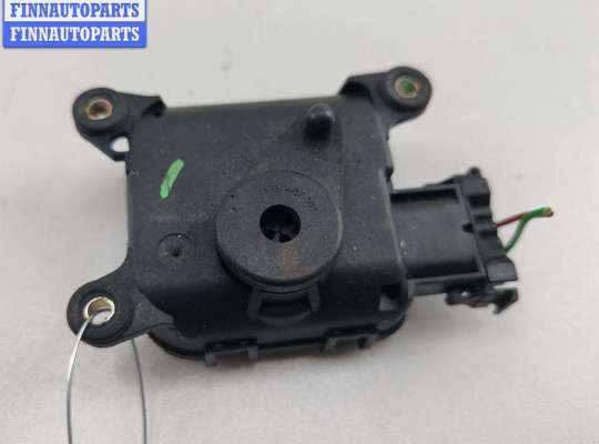 Моторчик заслонки печки на Opel Zafira A