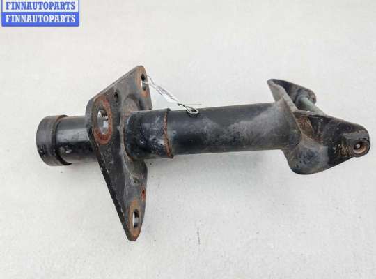 купить Кронштейн крепления на Volkswagen Passat B5