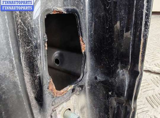 Дверь боковая