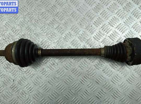 Полуось передняя левая VG2706069 на Volkswagen Golf-3