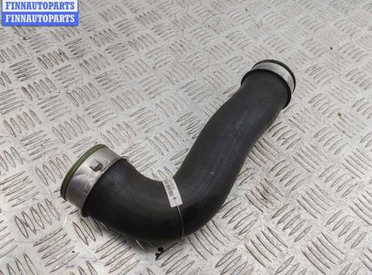 купить Патрубок интеркулера на Volkswagen Touran