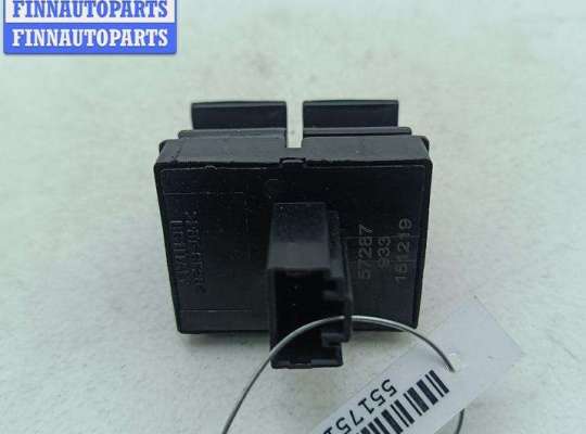 купить Блок кнопок управления стеклоподъемниками на Volkswagen Passat B6