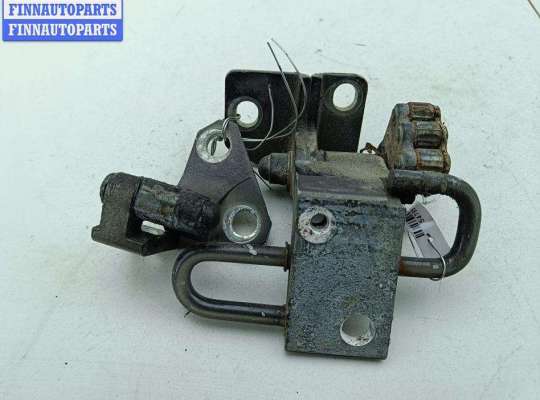 купить Петля двери передней правой на Volkswagen Passat B6