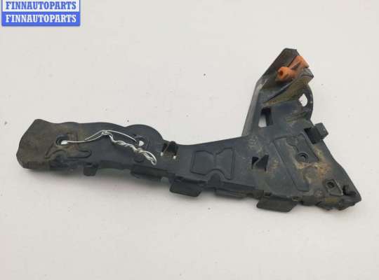 Кронштейн бампера переднего OP2416813 на Opel Astra H (2004-2009)