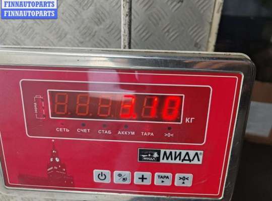 купить Обшивка двери передней левой (дверная карта) на Audi 80 B4 (1991-1996)