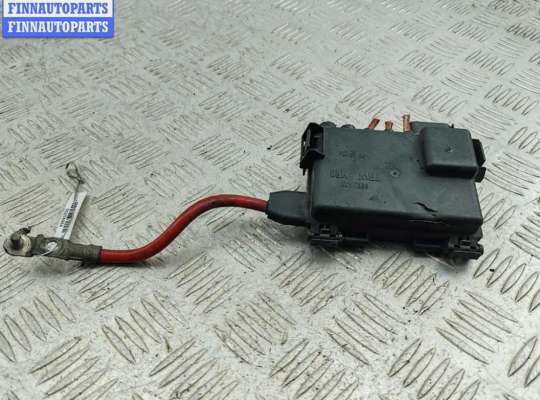 купить Блок предохранителей на Volkswagen Transporter T4