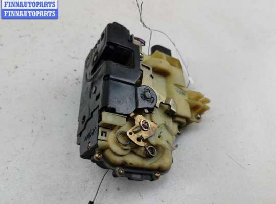 купить Замок двери передней правой на Volkswagen Passat B5+ (GP)