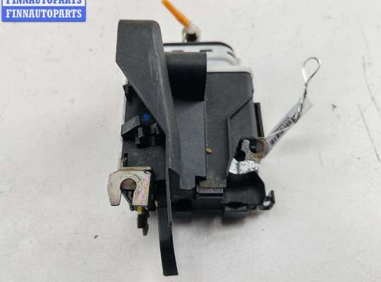 купить Замок двери задней левой на Audi A4 B5 (1994-2001)