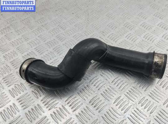 купить Патрубок интеркулера на Mercedes C-Class W203 (2000-2006)