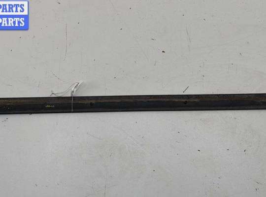 Молдинг на Volkswagen Passat B5 (3B)