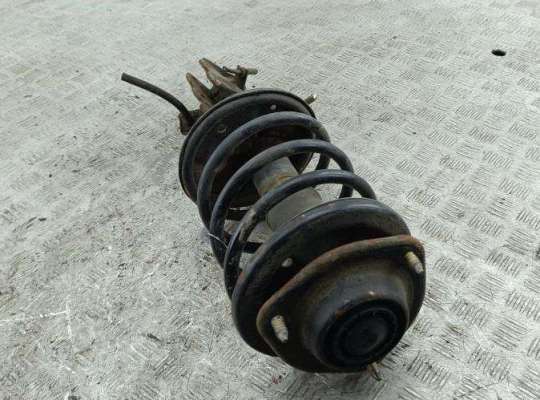 купить Стойка подвески передняя правая на Mitsubishi Carisma