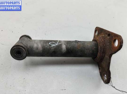 Кронштейн бампера переднего AU1725305 на Audi A6 C5 (1997-2005)