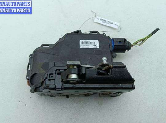 купить Замок двери задней правой на Skoda Roomster