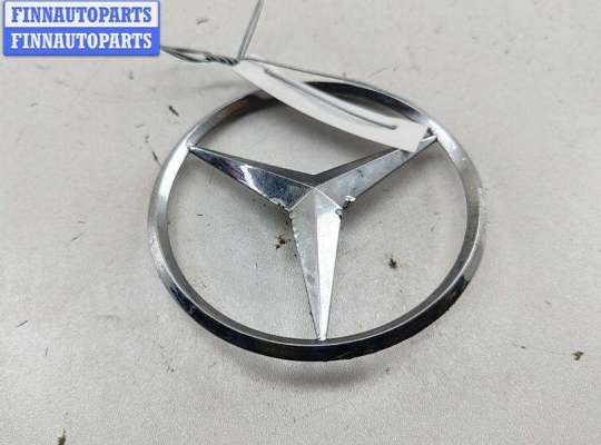 купить Эмблема на Mercedes C-Class W204 (2007-2015)