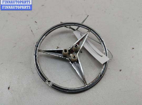 купить Эмблема на Mercedes C-Class W204 (2007-2015)