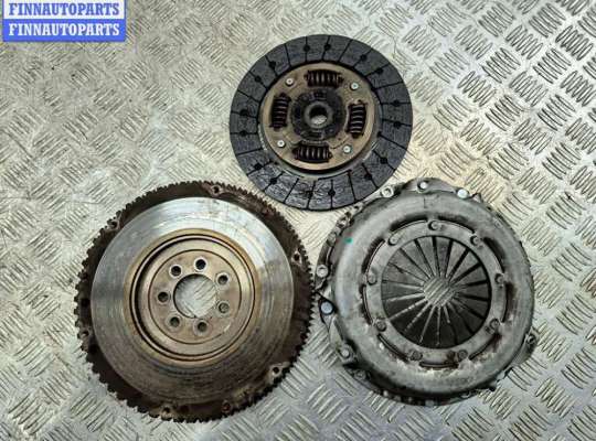 Сцепление (комплект) RN1587246 на Renault Scenic I (1996-2003)