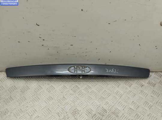 Планка подсветки номера на Ford Mondeo III