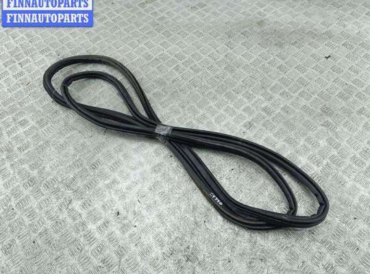 купить Уплотнитель крышки (двери) багажника на Skoda Octavia mk2 (A5 1Z) 2004-2013