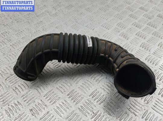 купить Патрубок воздушного фильтра на Chrysler Voyager (1996-2000)