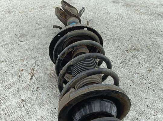 купить Стойка подвески передняя правая на Opel Omega B (1994-2003)