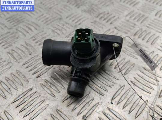 купить Фланец (тройник) системы охлаждения на Volkswagen Passat B5