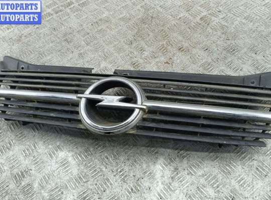 купить Решетка радиатора на Opel Omega B (1994-2003)
