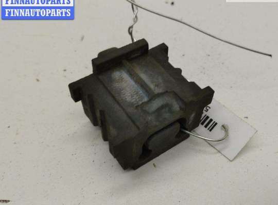 купить Кронштейн радиатора на Audi A4 B5 (1994-2001)