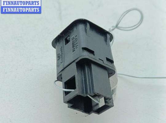 купить Кнопка открывания лючка топливного бака на Volkswagen Passat B5