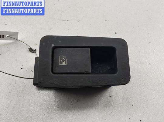 купить Кнопка стеклоподъемника заднего правого на Opel Omega B (1994-2003)