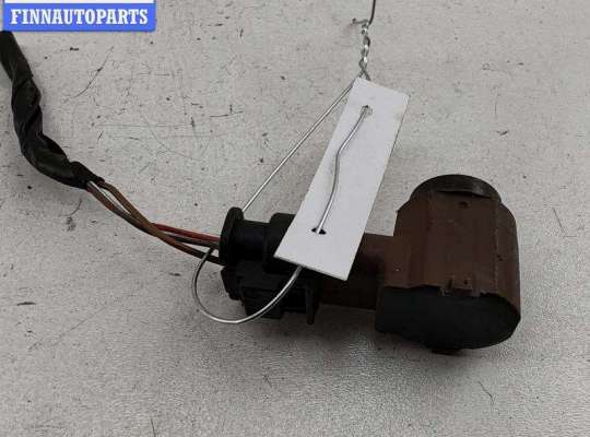 купить Датчик парковки (парктроник) передний на Volkswagen Passat B6