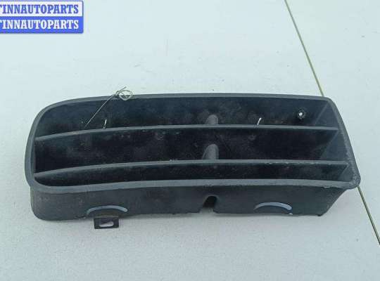 купить Решётка (заглушка) в бампер на Volkswagen Golf-4